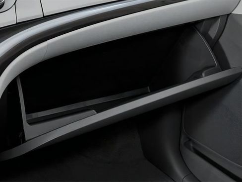 Used 2014 Toyota Sienna LE FWD image 10