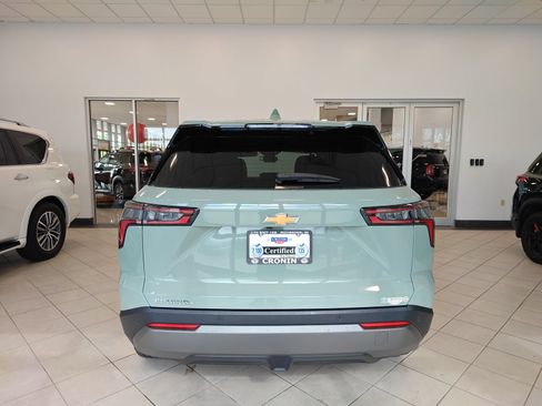 Used 2026 Chevrolet Equinox LT FWD image 4