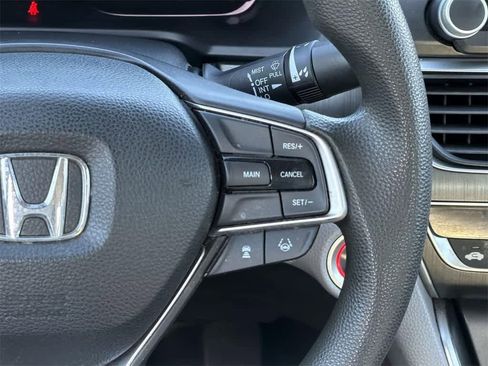 Used 2018 Honda Accord LX image 14
