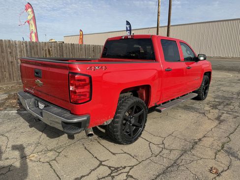 Used 2018 Chevrolet Silverado 1500 Custom w/ Custom Value Package image 5