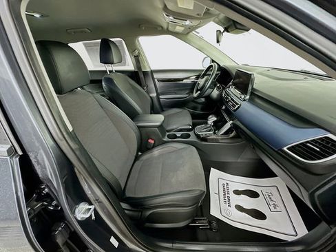 Used 2023 Kia Seltos S w/ Navigation Package image 33