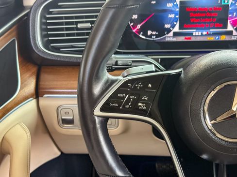 Used 2024 Mercedes-Benz GLE 350 4MATIC image 30