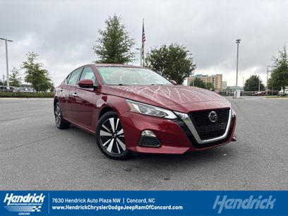 Used 2022 Nissan Altima 2.5 SV