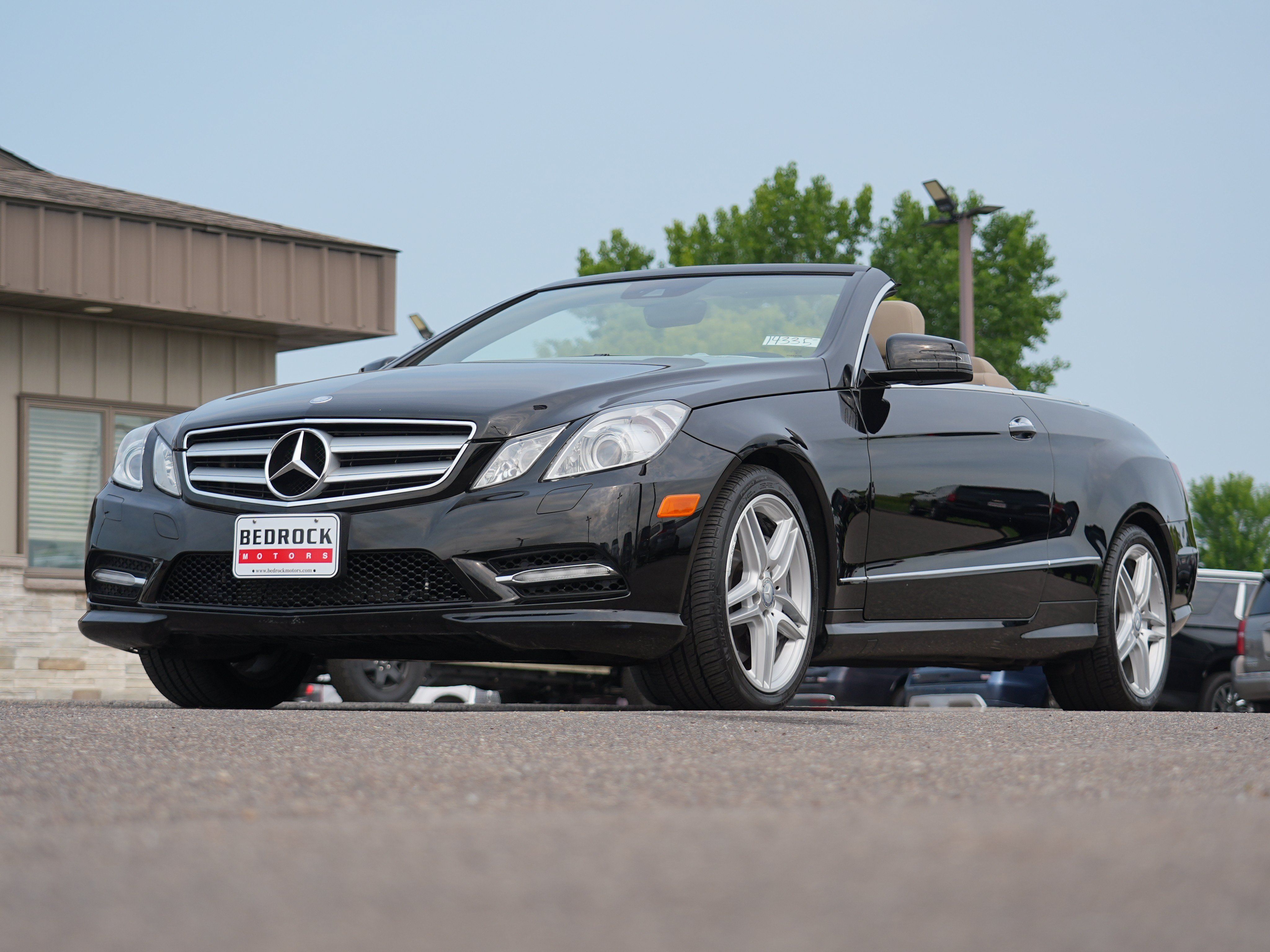 Used 2013 Mercedes-Benz E 550 Cabriolet image 4