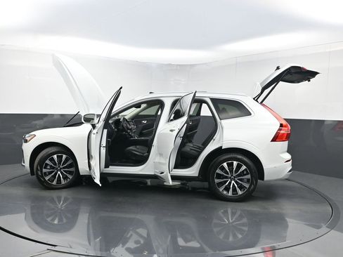 Used 2023 Volvo XC60 B5 Plus w/ Protection Package Premier image 34