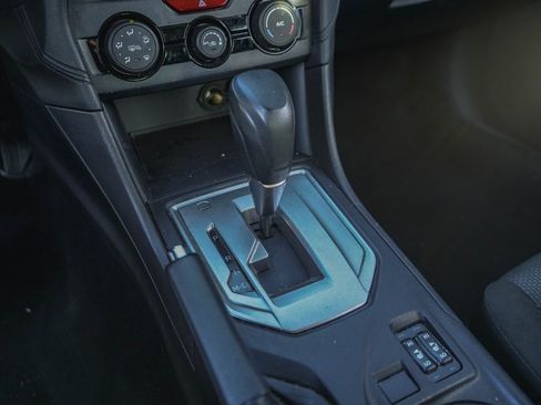 Used 2019 Subaru Impreza 2.0i Premium image 25