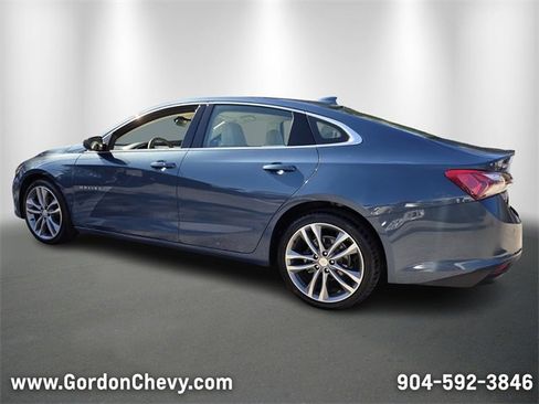 Used 2024 Chevrolet Malibu LT image 3