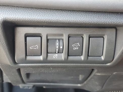 Certified 2025 Subaru Outback Onyx Edition XT AWD/4WD image 20