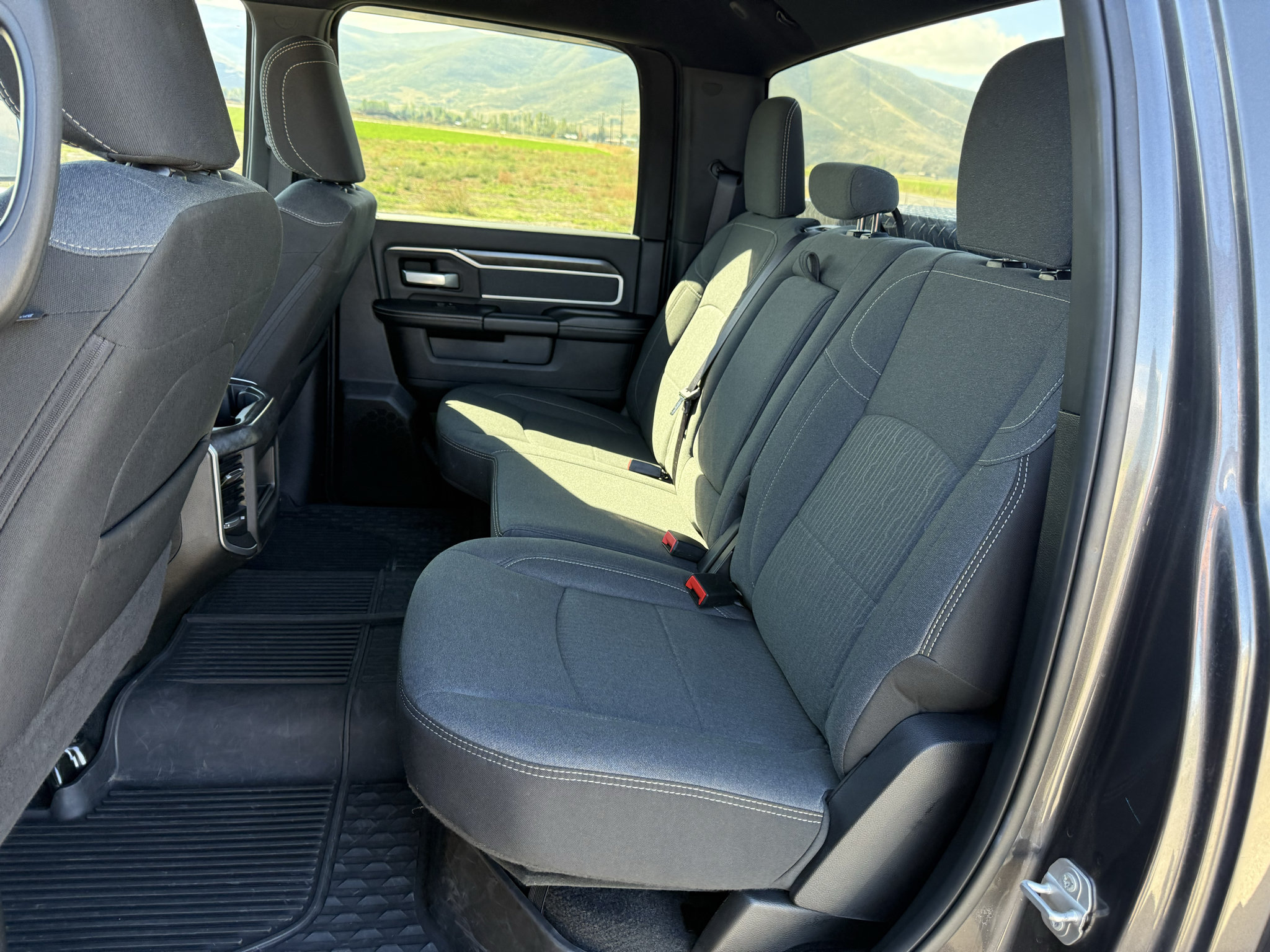 Used 2022 RAM 2500 Big Horn w/ Level A Equipment Group AWD/4WD image 30