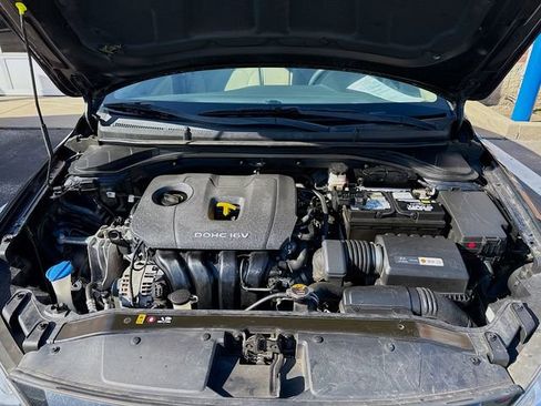 Used 2018 Hyundai Elantra SEL image 27