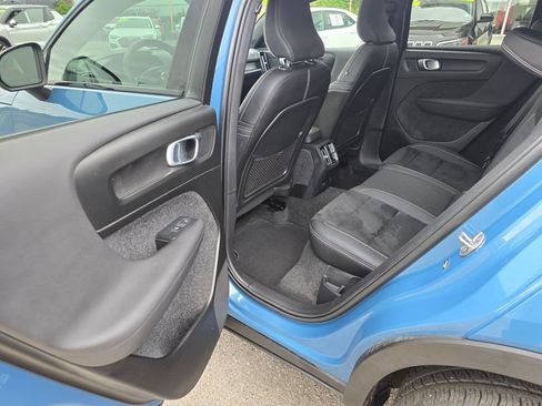 Used 2023 Volvo C40 P8 Recharge Plus AWD/4WD image 11