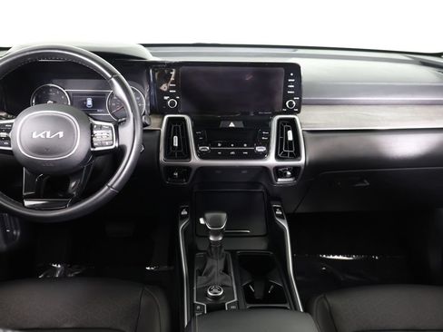 Used 2023 Kia Sorento EX FWD image 40