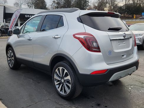 Used 2022 Buick Encore Preferred w/ Safety Package image 4