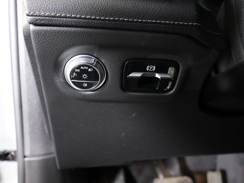 Used 2023 Mercedes-Benz EQS 580 4MATIC SUV image 10