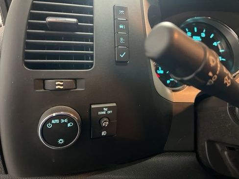 Used 2013 Chevrolet Silverado 3500 LT w/ Interior Plus Package AWD/4WD image 16