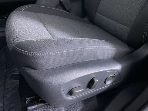 Certified 2025 GMC Acadia Elevation image 9