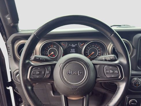 Used 2018 Jeep Wrangler Sport AWD/4WD image 10