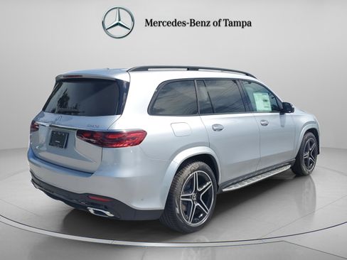New 2026 Mercedes-Benz GLS 450 4MATIC image 3