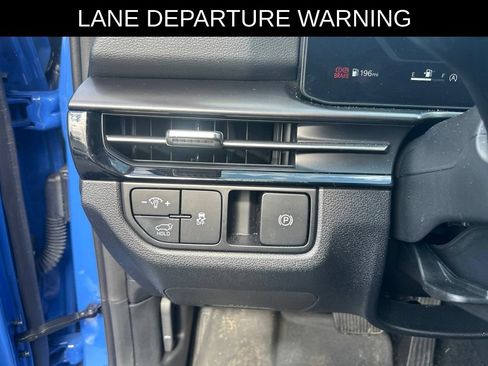 Used 2026 Kia Sportage SX FWD image 17