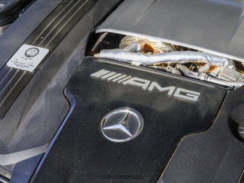 Used 2022 Mercedes-Benz SL 63 AMG 4MATIC image 32