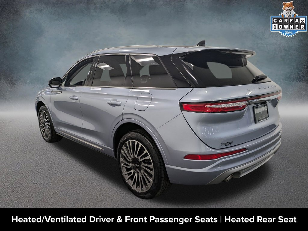 Certified 2022 Lincoln Corsair Reserve w/ Sport Package AWD/4WD image 8