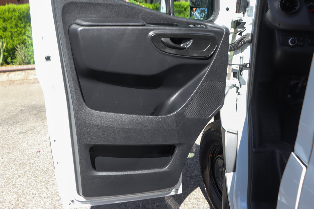 Used 2022 Mercedes-Benz Sprinter 1500 image 17