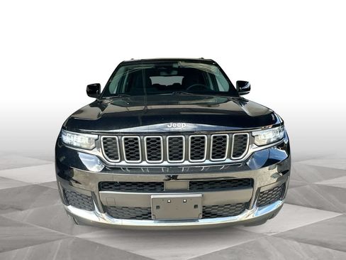Used 2023 Jeep Grand Cherokee L Laredo AWD/4WD image 3