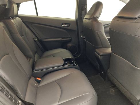 Used 2019 Toyota Prius Prime Advanced image 19