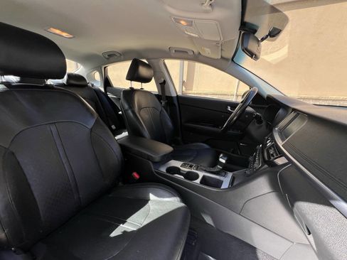 Used 2017 Kia Optima EX image 12
