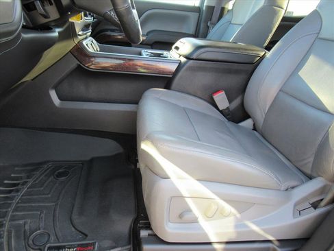 Used 2017 GMC Sierra 1500 SLT image 19