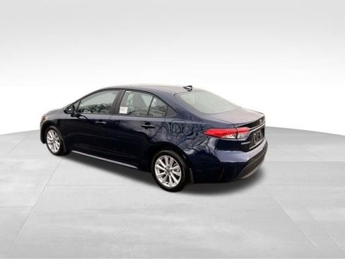 New 2026 Toyota Corolla LE FWD image 3