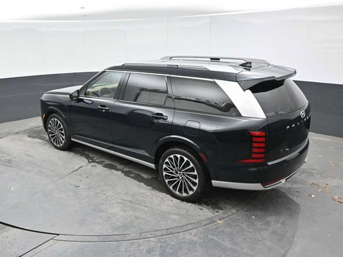Used 2026 Hyundai Palisade Calligraphy AWD/4WD image 12