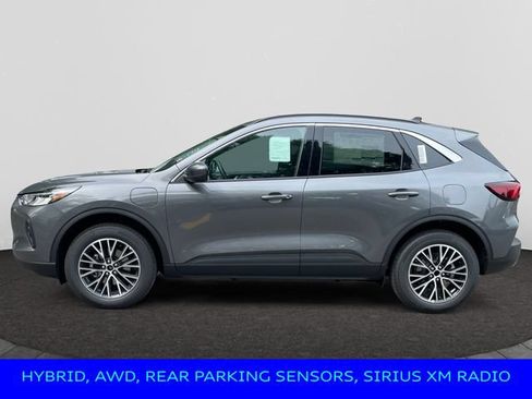 New 2024 Ford Escape SE FWD image 3