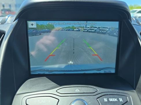 Used 2016 Ford Escape SE w/ Equipment Group 201A AWD/4WD image 19