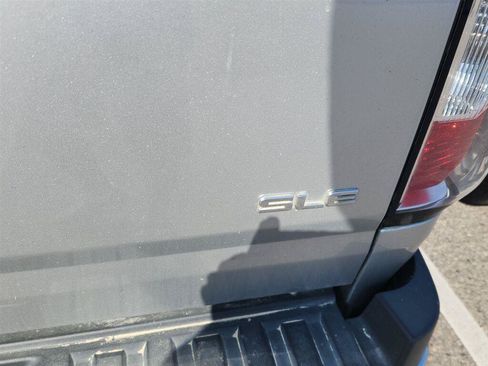 Used 2015 GMC Canyon SLE w/ SLE Convenience Package AWD/4WD image 5