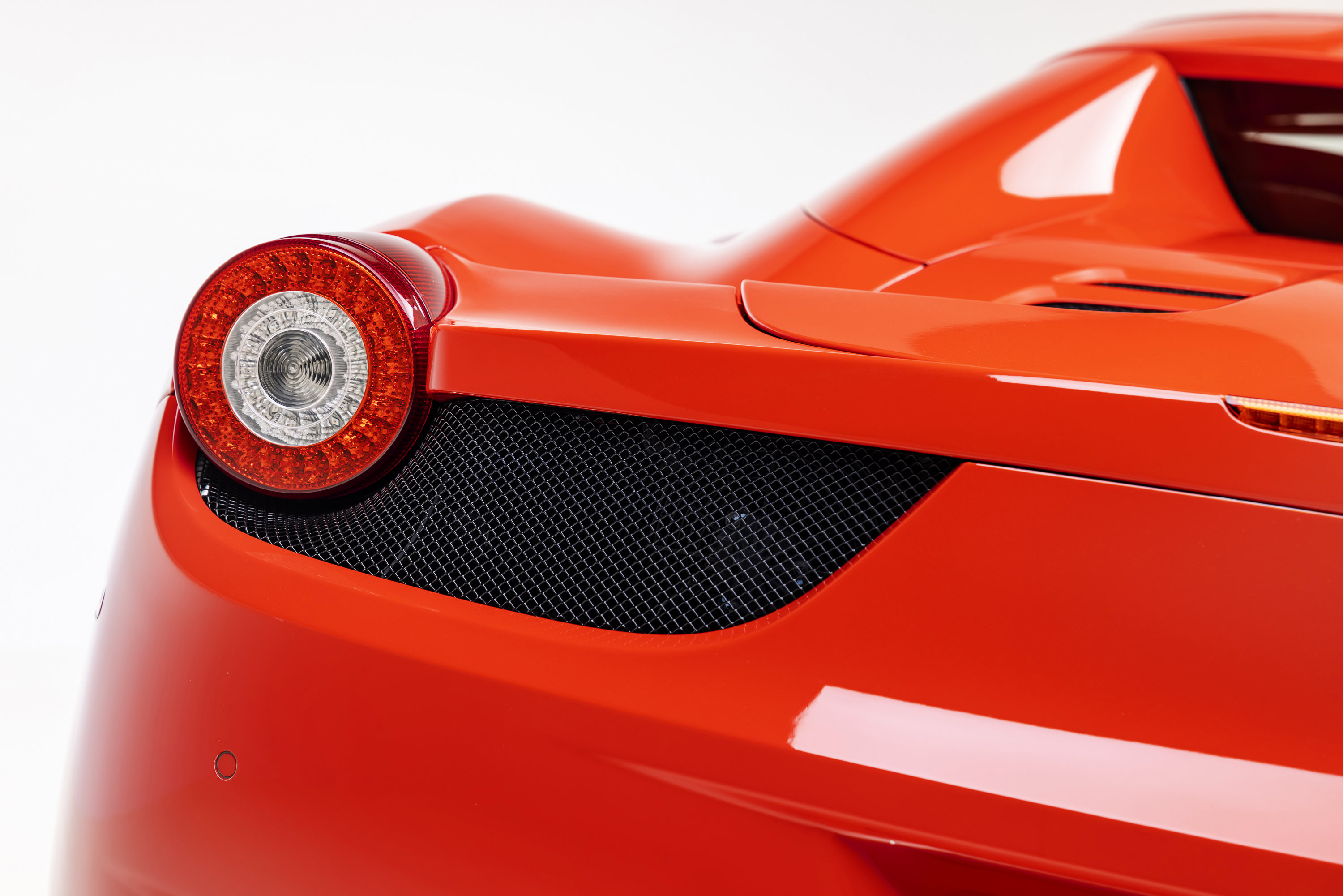 Certified 2013 Ferrari 458 Spider RWD image 24