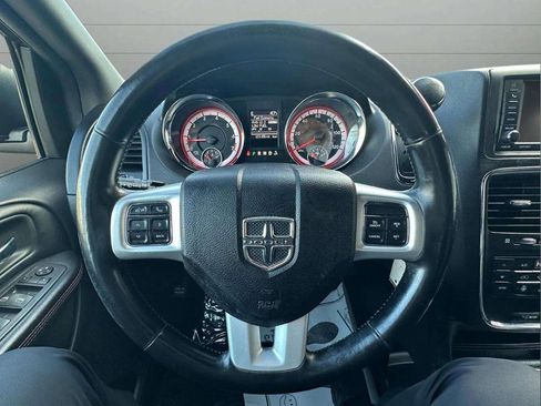 Used 2019 Dodge Grand Caravan GT image 19