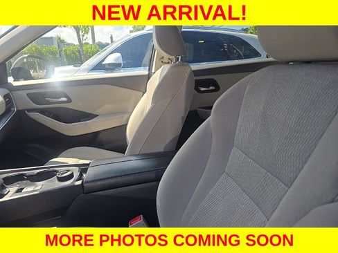 Used 2025 Nissan Rogue SV AWD/4WD image 9