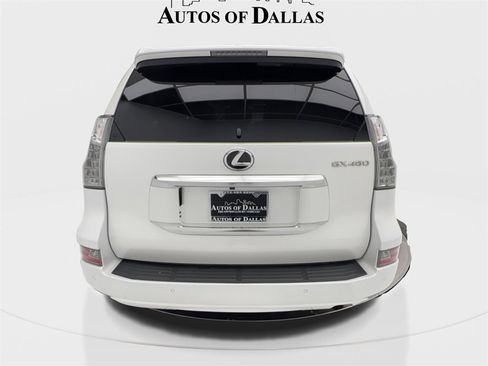 Used 2023 Lexus GX 460 Premium w/ Premium Package image 11