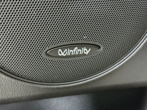 Used 2014 Kia Cadenza Premium w/ Luxury Package image 20