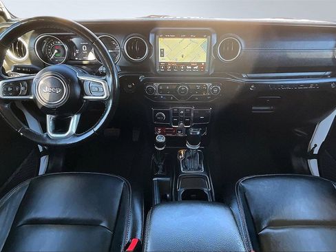 Used 2021 Jeep Wrangler Unlimited Rubicon 4xe w/ Steel Bumper Group image 17