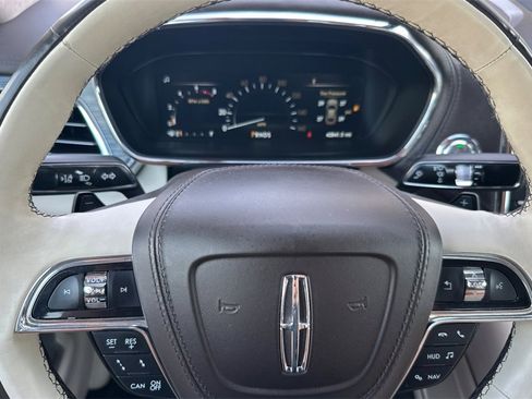 Used 2018 Lincoln Continental Black Label w/ Rear-seat Package image 26