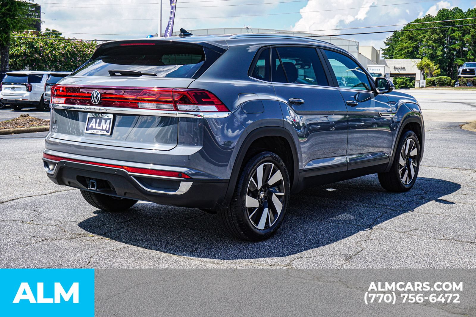 Used 2026 Volkswagen Atlas Cross Sport SE FWD image 6