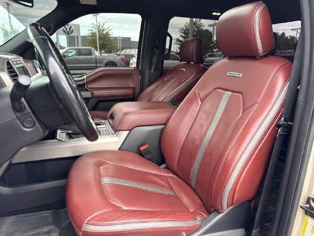 Used 2018 Ford F150 Platinum w/ Equipment Group 701A Luxury AWD/4WD image 13