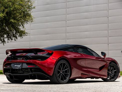 Used 2018 McLaren 720S Luxury RWD image 25
