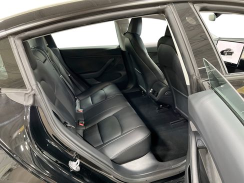 Certified 2023 Tesla Model 3 Standard Range RWD image 11
