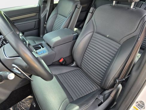 Used 2023 Land Rover Discovery S R-Dynamic AWD/4WD image 18