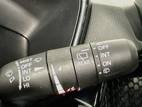Used 2024 Honda CR-V EX-L image 16