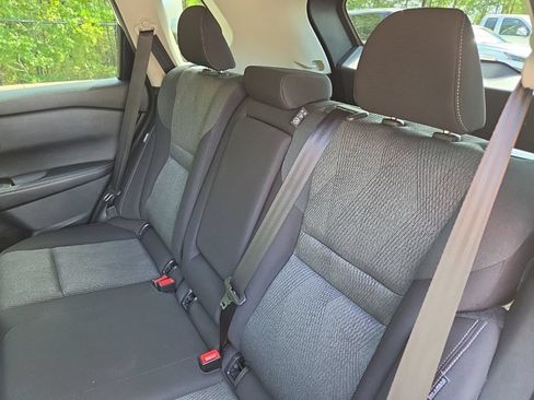 Certified 2025 Nissan Rogue SV FWD image 30