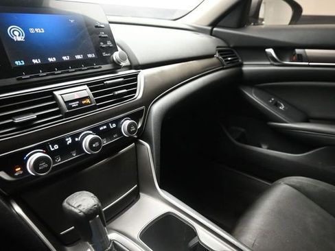 Used 2019 Honda Accord LX image 28